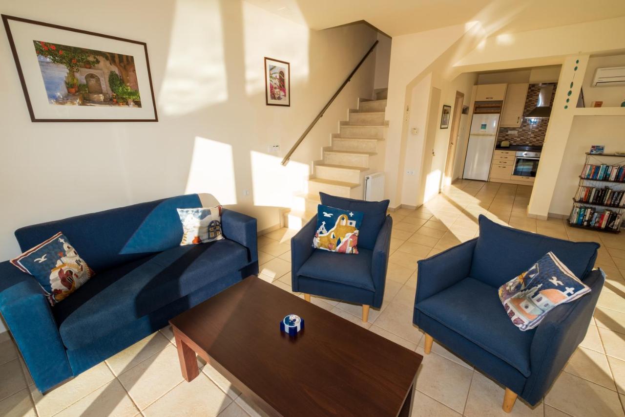 Villa Poppy Vathí エクステリア 写真