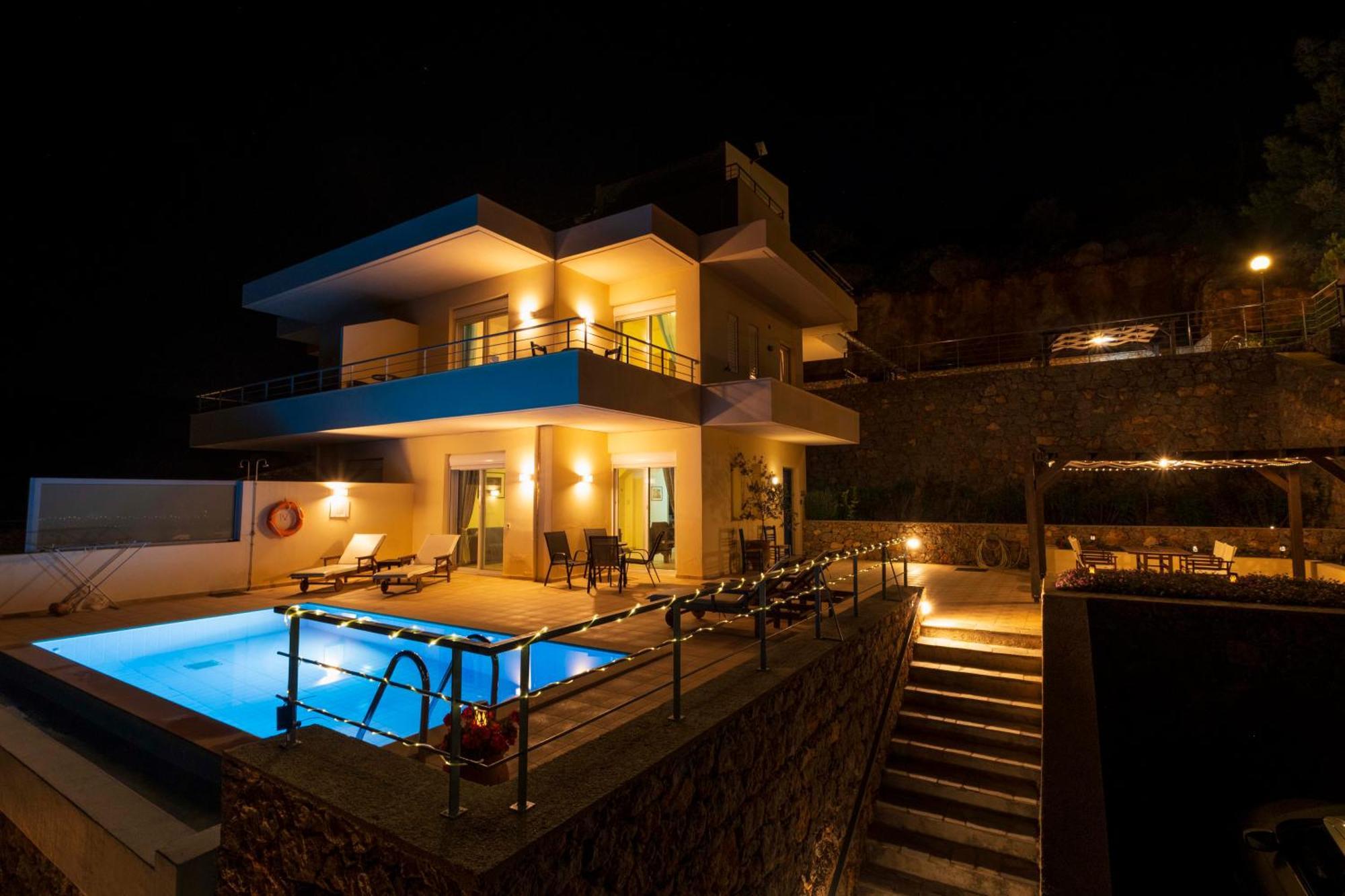 Villa Poppy Vathí エクステリア 写真
